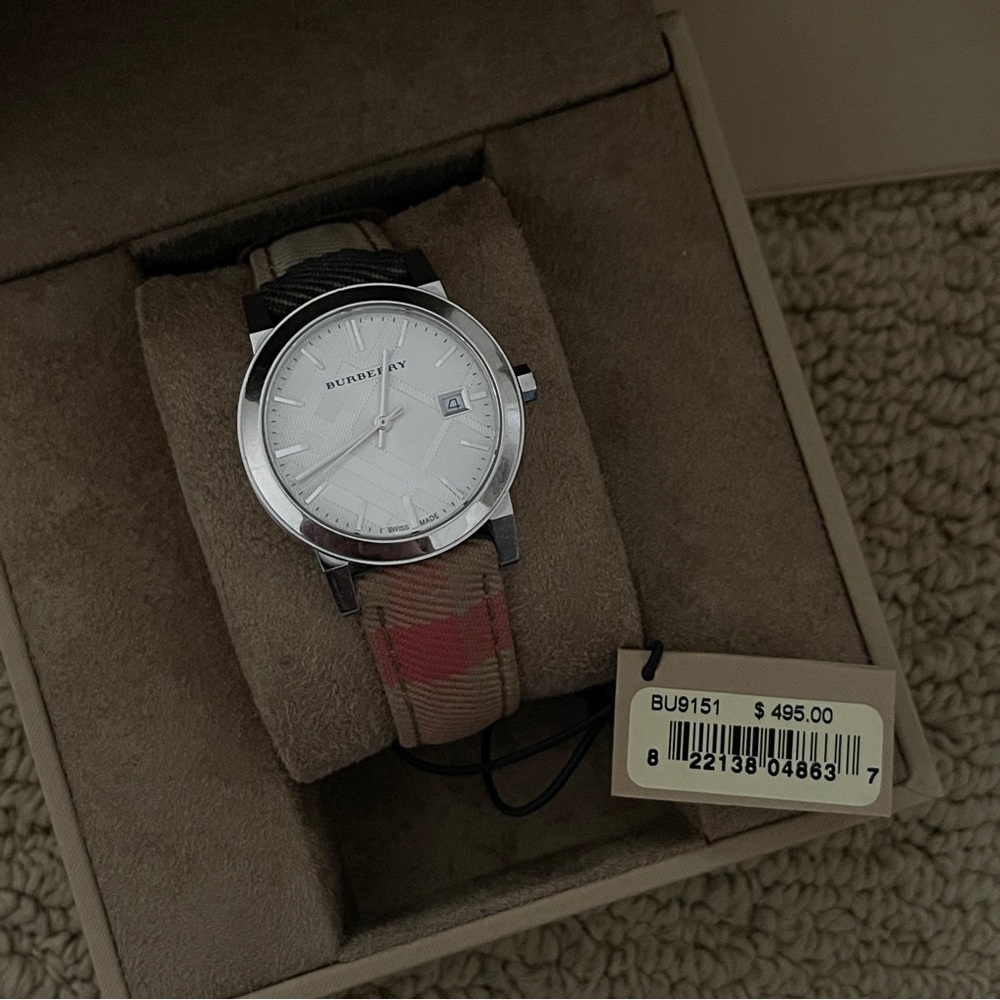 Burberry Watch For Sale! Almost brand new but needs battery!